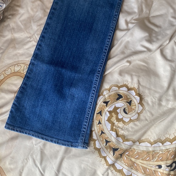 Y2k Levis bootcut low rise jeans 🥰 - Picture 2 of 4